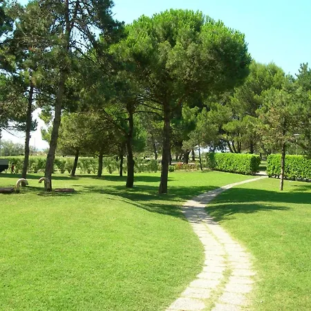 Fuer 6 Personen Ca 46 Qm In Bibione, Adriakueste Italien Und Umgebung Bibione